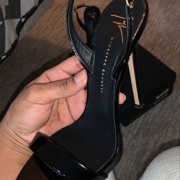 Giuseppe Zanotti Heels - Picture 2 of 8